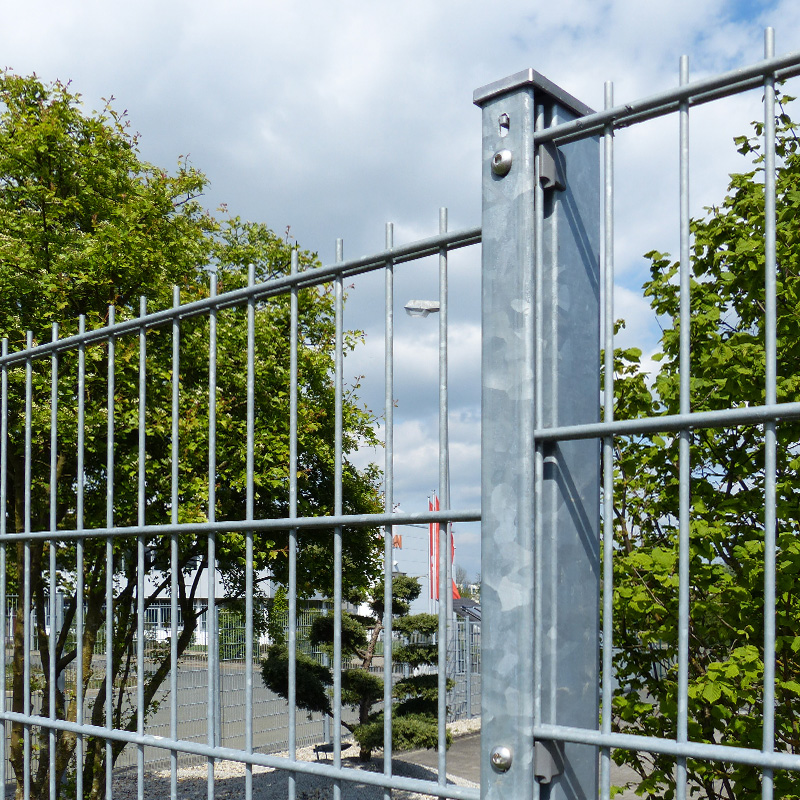 Zäune Zaun Zaunarbeiten deeg Landschaftsgärtner Gartenbau